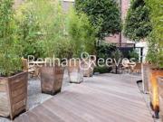 1 Bedroom flat to rent in Hill Street, Mayfair, W1J