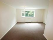 1 Bedroom Flat to Rent in Portland Road,...