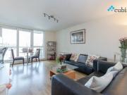 1 Bedroom Flat to Rent in SW8 With River Views