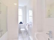 1 bedroom flat with 1 reception and 1 bathroom in...