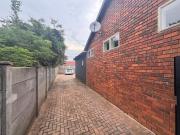 1 Bedroom Garden Cottage in Dalpark Ext 1