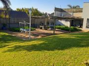 1 Bedroom Garden Cottage in Emmarentia