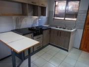 1 Bedroom Garden Cottage in Meyerspark