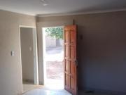 1 Bedroom Garden Cottage in Nimrod Park