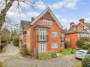 1 Bedroom Ground Flat