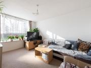 1 bedroom ground flat for sale