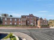 1 bedroom ground flat for sale