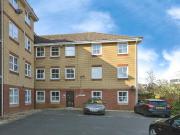 1 bedroom ground flat for sale