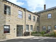 1 bedroom ground flat for sale