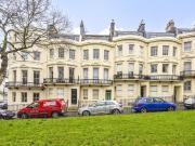 1 bedroom ground flat for sale