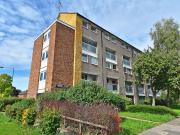 1 bedroom ground flat for sale