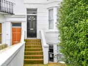 1 bedroom ground flat for sale