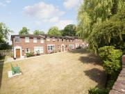 1 bedroom ground flat for sale