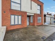 1 bedroom ground flat for sale