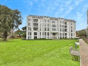 1 bedroom ground flat for sale