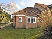 1 bedroom ground flat to rent