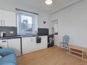 1 bedroom ground flat to rent