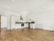 1 Bedroom Ground Floor Flat For Rent In London