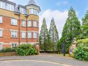 1 bedroom ground floor flat for rent in Norwich Avenue...