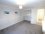 1 bedroom ground floor flat to rent