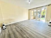 1 bedroom ground floor flat to rent