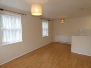 1 bedroom ground floor flat to rent