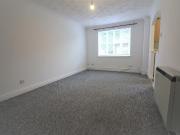 1 bedroom ground floor flat to rent