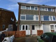 1 bedroom ground floor flat to rent