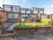 1 bedroom ground floor maisonette for rent in Masefield...