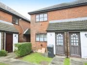1 bedroom ground maisonette to rent