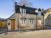 1 Bedroom House