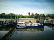 1 bedroom house boat for sale