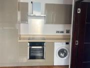 1 Bedroom House Croydon London 94423524