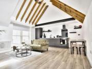 1 Bedroom House Eastbourne East Sussex 93558238