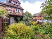 1 Bedroom House end of terrace for Rent in Weavers Close...