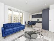 1 bedroom house for rent in Brecon Court, Lampton...