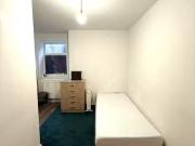 1 bedroom house for rent in Higher Market Street,...