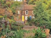 1 bedroom house for rent in Pound Lane, Canterbury,...
