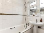 1 bedroom house for rent in St. Peter's Close,...