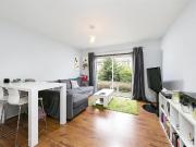 1 bedroom ground flat for sale