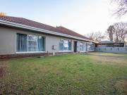 1 Bedroom House in Die Bult