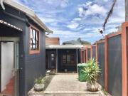 1 Bedroom House in Musgrave