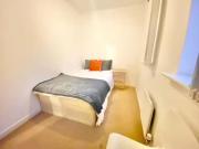 1 bedroom house share for rent in Bristol Street,...