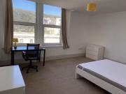 1 bedroom house share for rent in Claremont Crescent,...