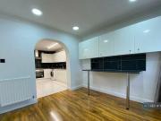 1 bedroom house share for rent in Cleavers Avenue Milton...