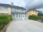 1 bedroom house share for rent in Eastlake Close,...