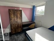 1 bedroom house share for rent in Oxford Street,...