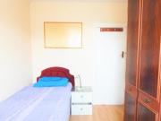 1 Bedroom House Share For Rent In Raynes Park, London