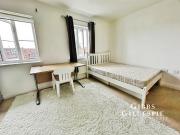 1 bedroom house share for rent in The Gateway, Watford,...