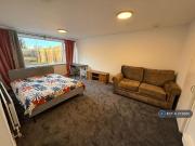 4 bedroom end of terrace house for rent in Thirston Way,...